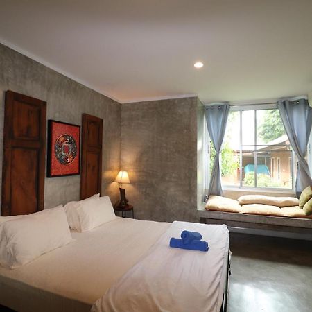 Gongkaew Huenkum Hotel Чиангмай Экстерьер фото