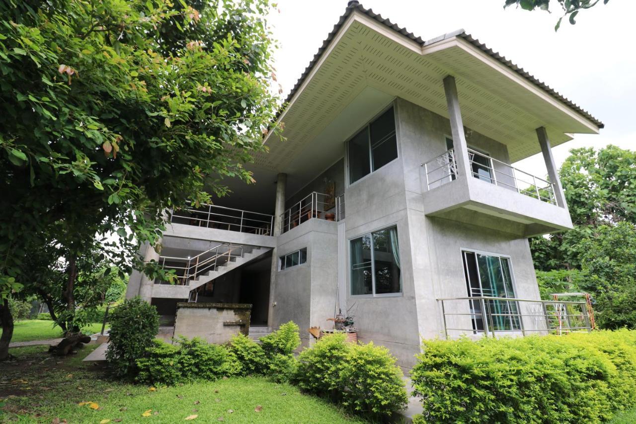 Gongkaew Huenkum Hotel Чиангмай Экстерьер фото