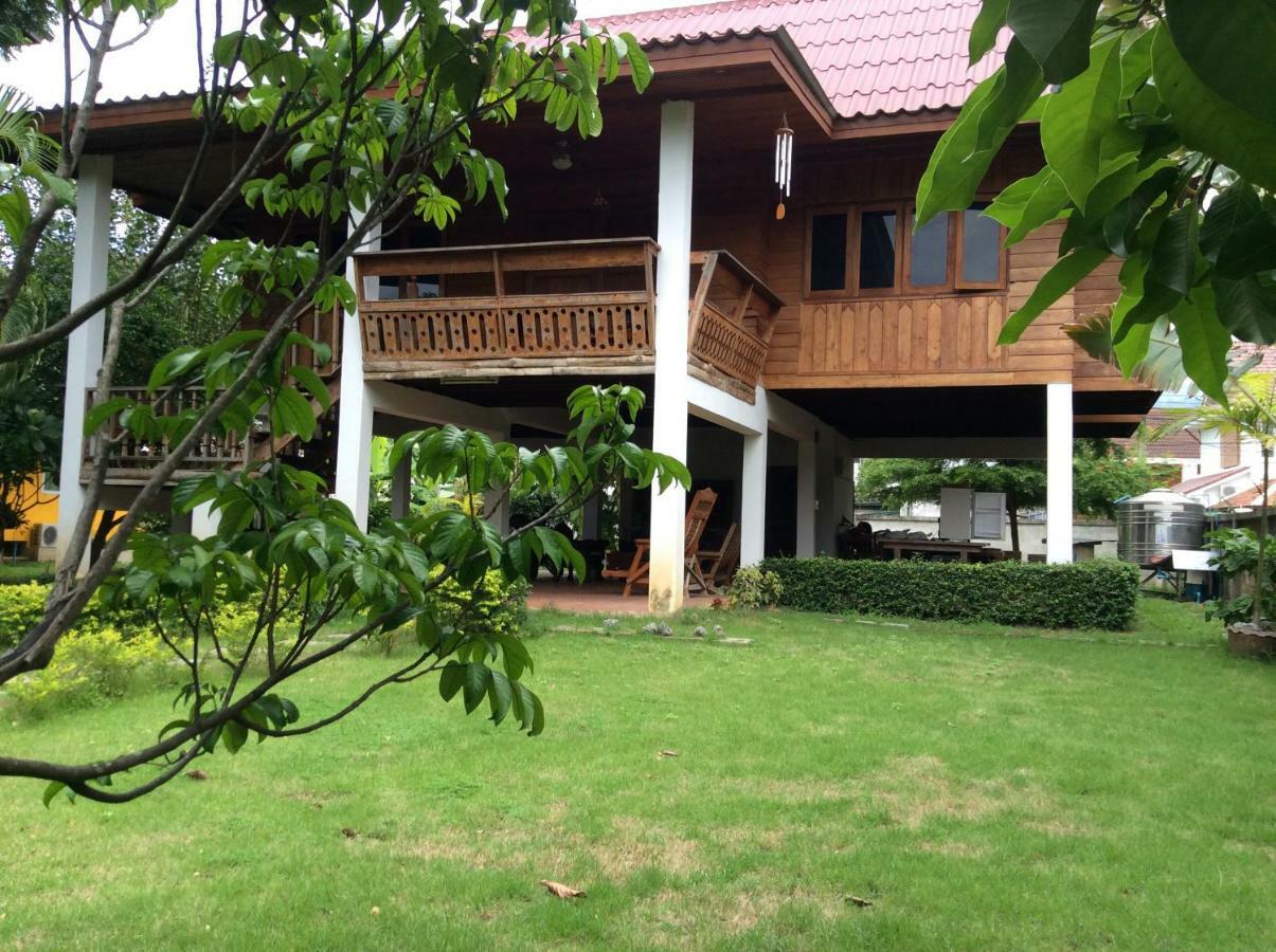 Gongkaew Huenkum Hotel Чиангмай Экстерьер фото