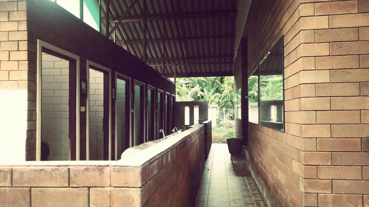 Gongkaew Huenkum Hotel Чиангмай Экстерьер фото